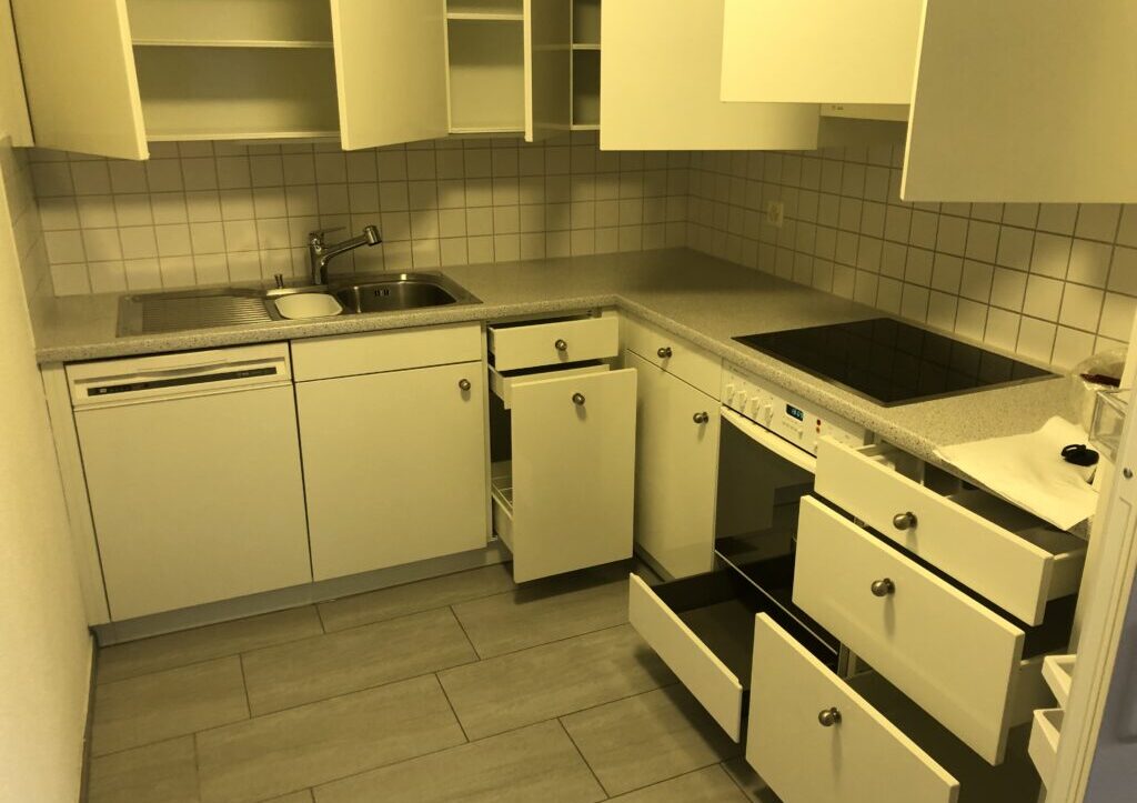 üchendemontage Oberglatt